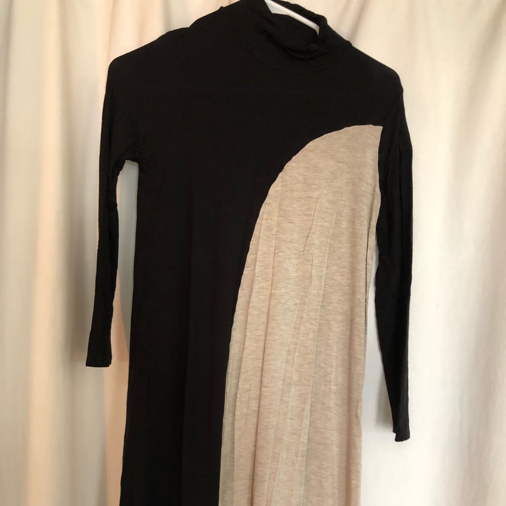 Weston Anthropologie yin yang turtleneck dress size small